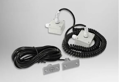 Магнитный датчик